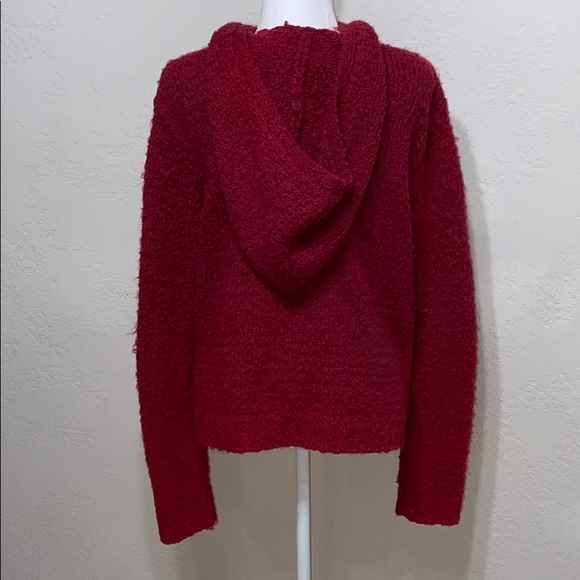 Columbia zipper sweater with hood. - Picture 4 of 6